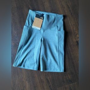 NWT the north face women’s XS dune sky 9” exploration athletic HR biker shorts